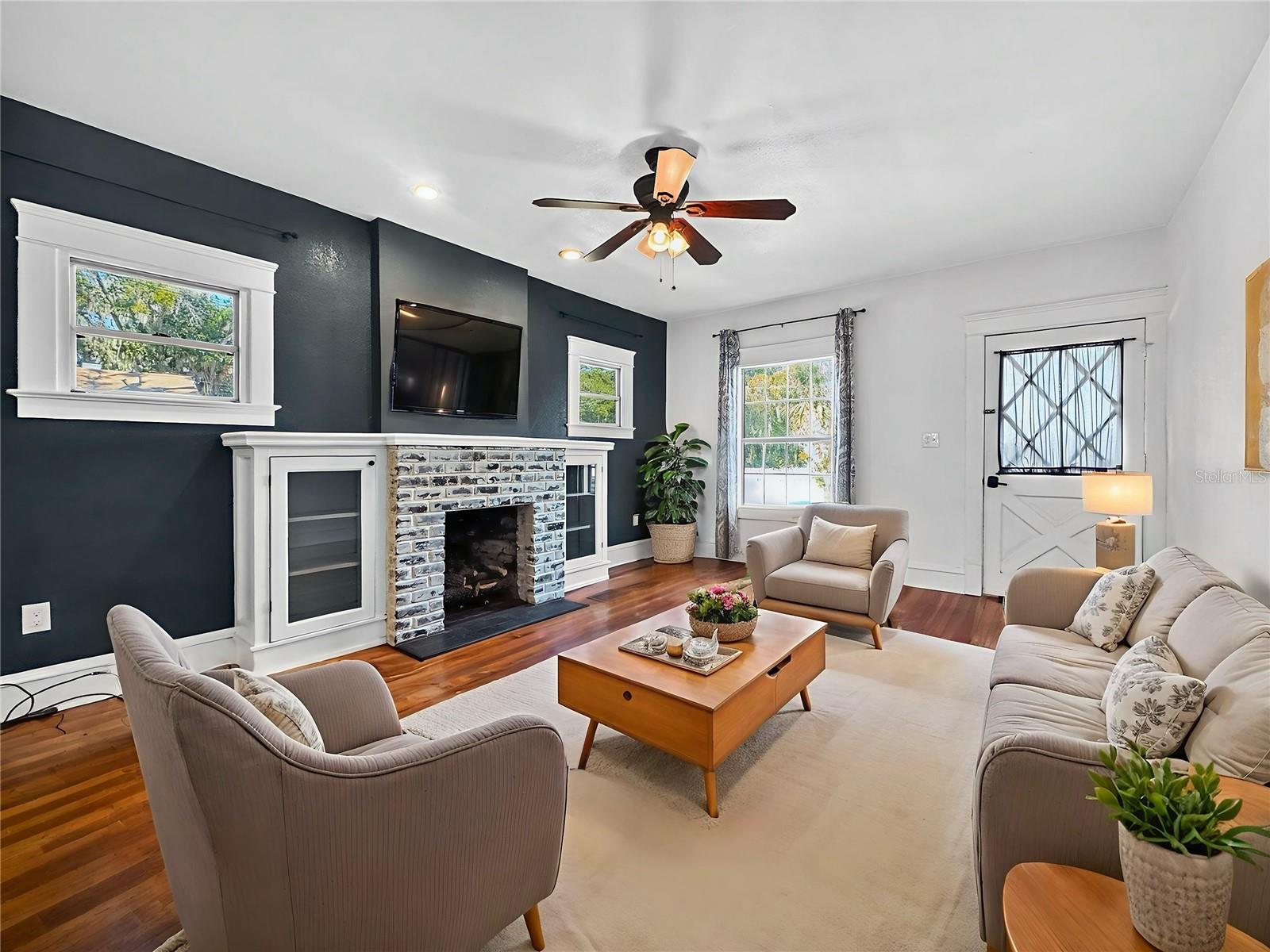 Image 3 of 56 For 1016 Washington Avenue