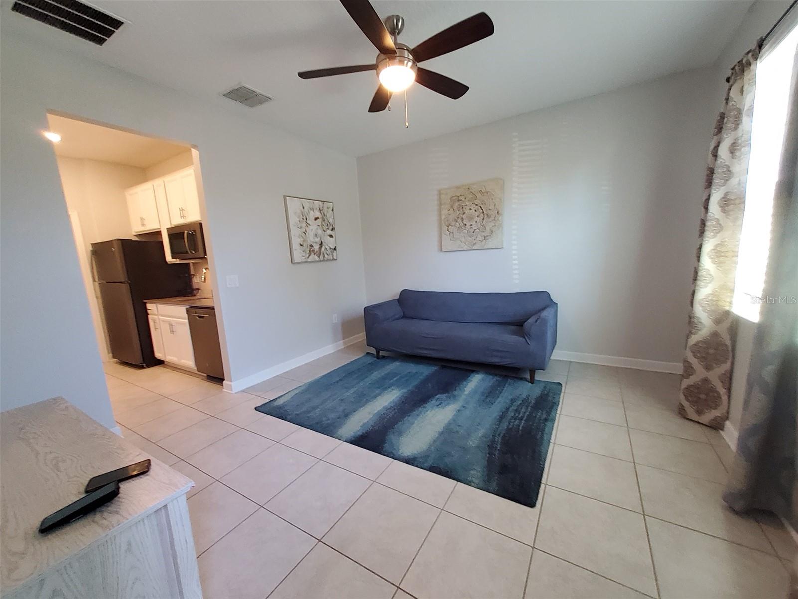 Image 6 of 14 For 160 Taft Drive B