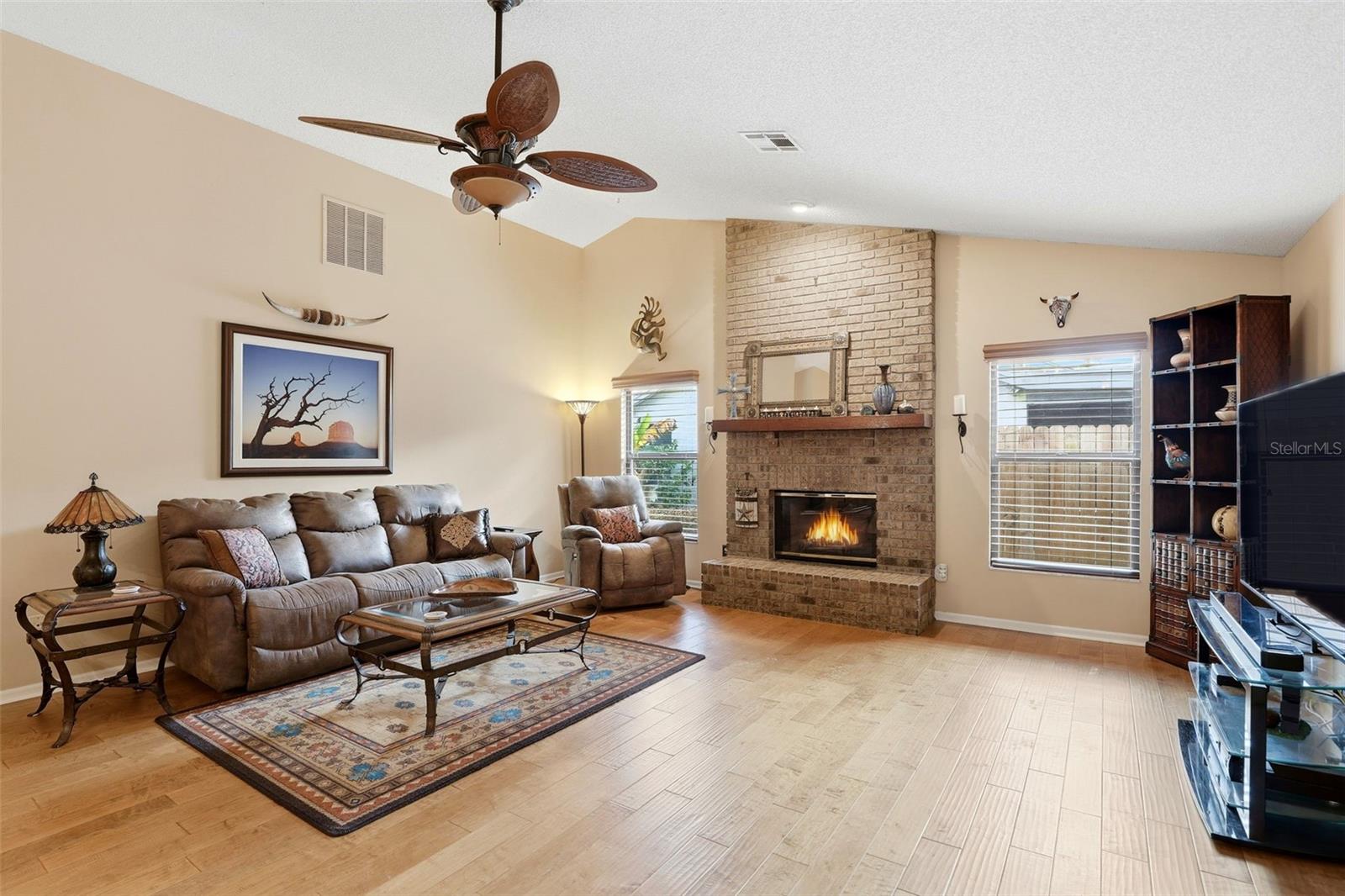 Listing photo id 11 for 3156 Rider Place