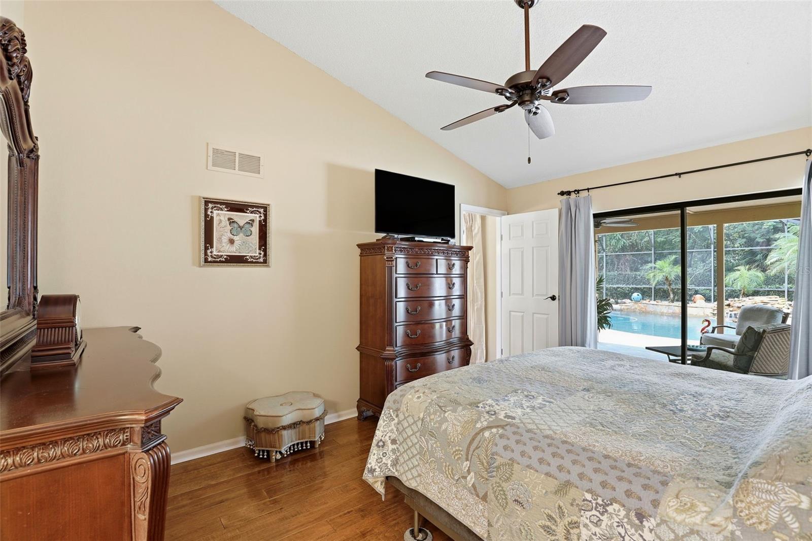 Listing photo id 18 for 3156 Rider Place