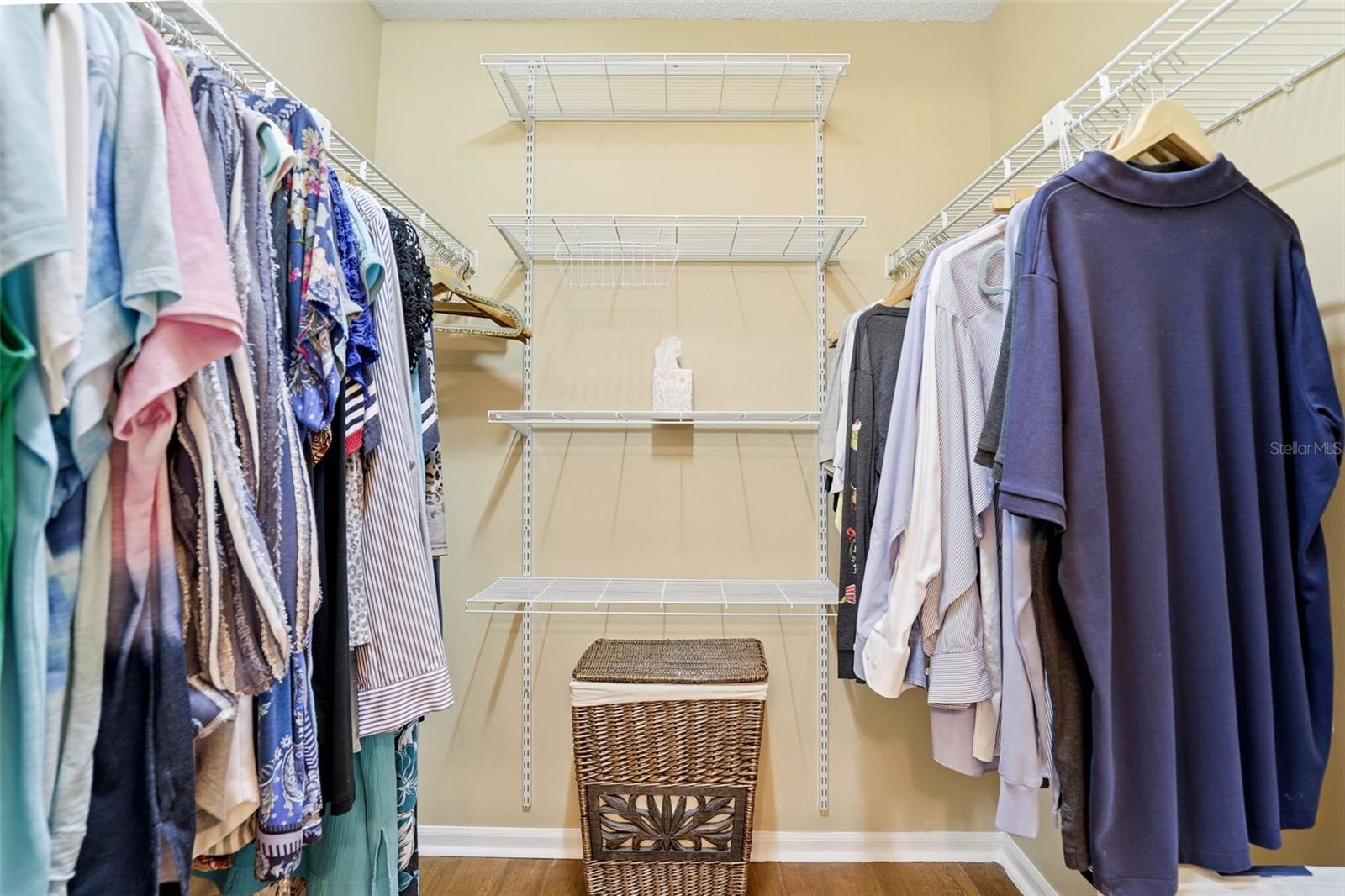 Listing photo id 21 for 3156 Rider Place