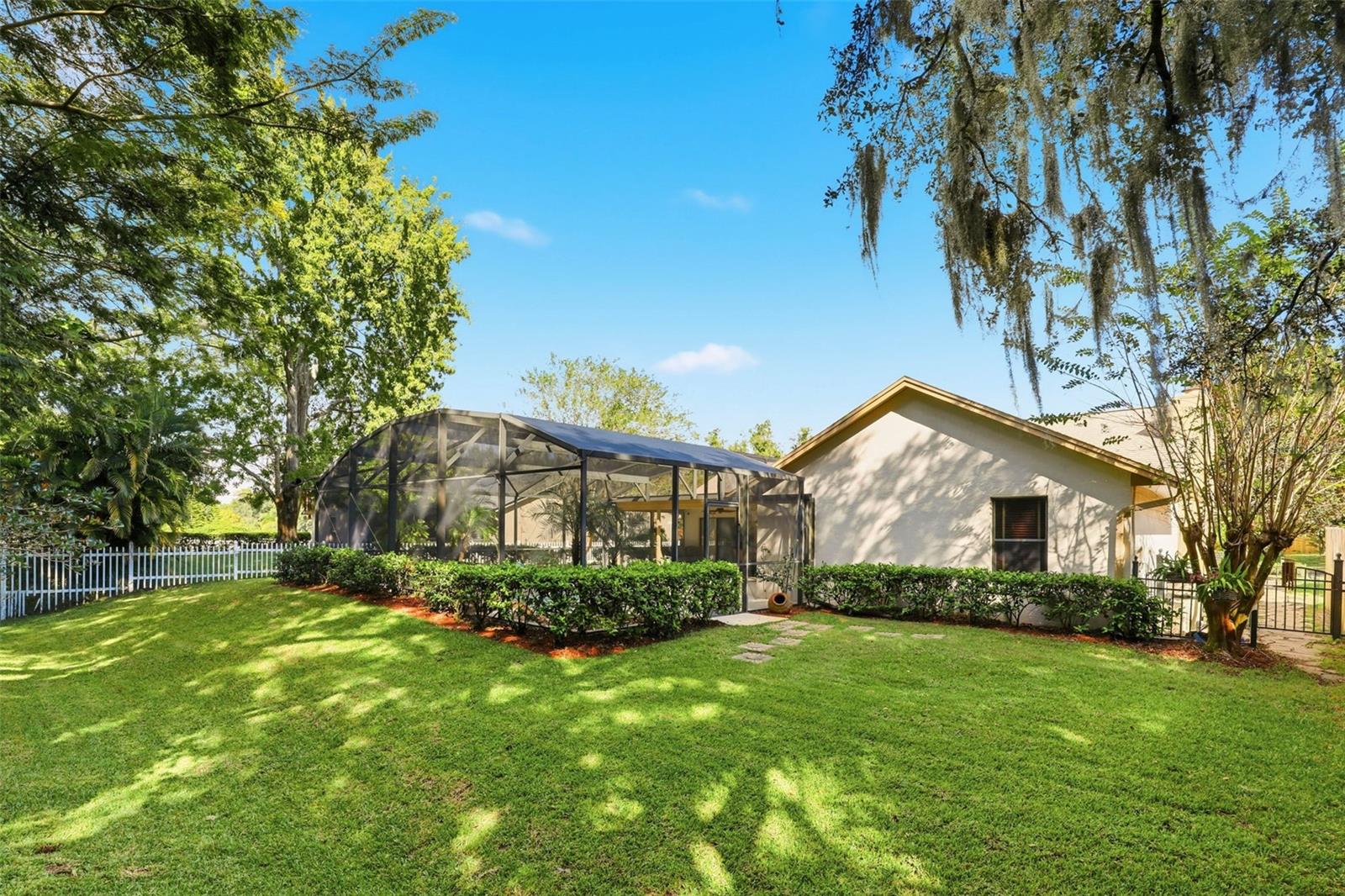 Listing photo id 32 for 3156 Rider Place