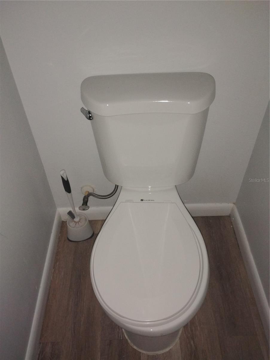 Image 17 of 22 For 2549 Grassy Point Drive 203