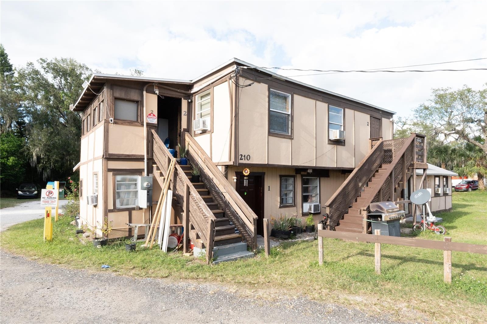 Image 4 of 14 For 212 Madison Avenue