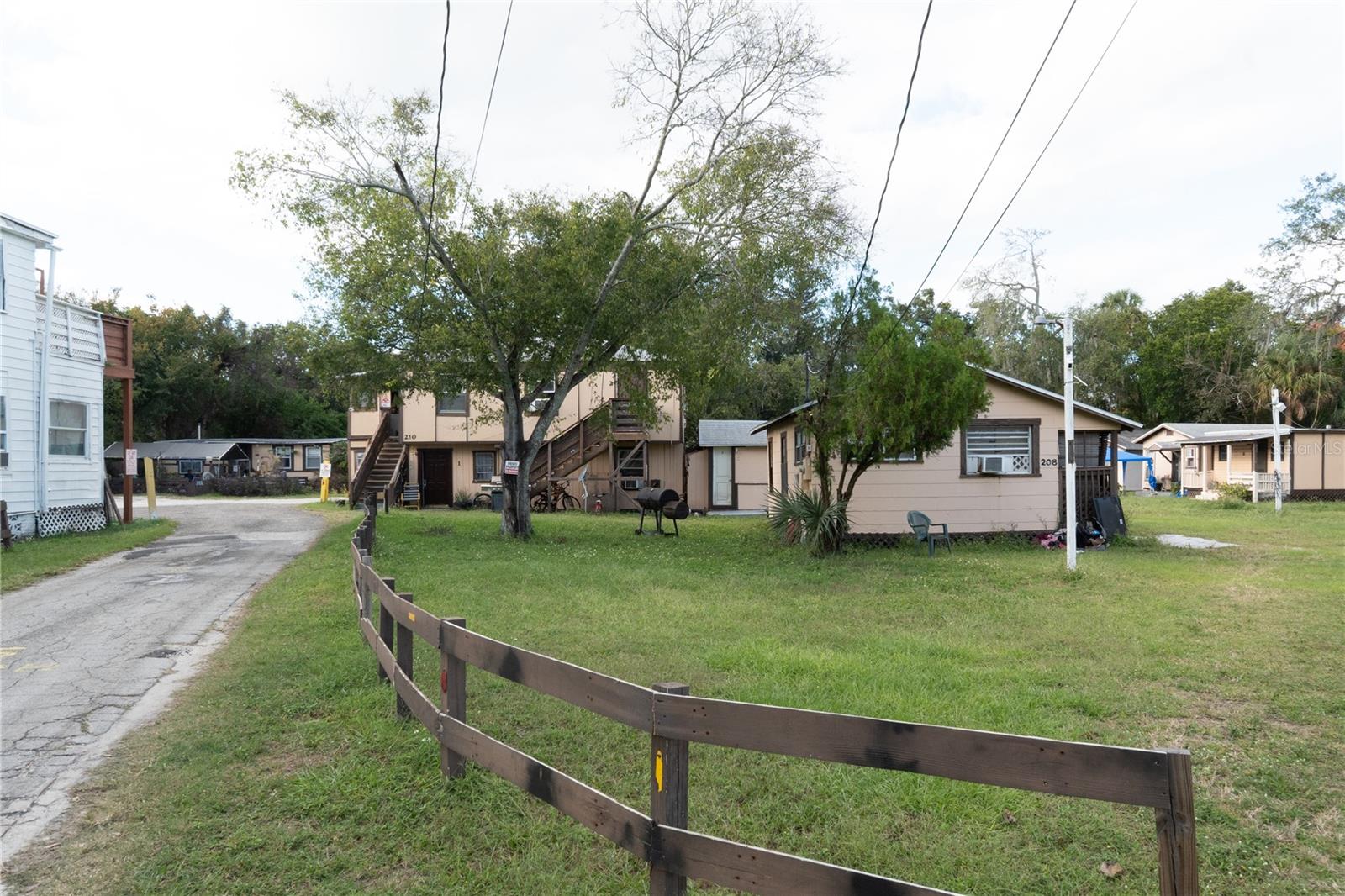 Image 6 of 14 For 212 Madison Avenue