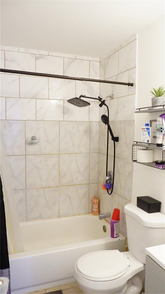 Image 13 of 16 For 5106 Lee Circle S