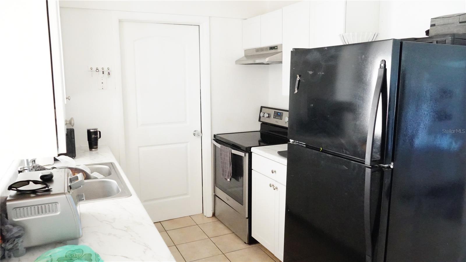 Image 9 of 16 For 5106 Lee Circle S