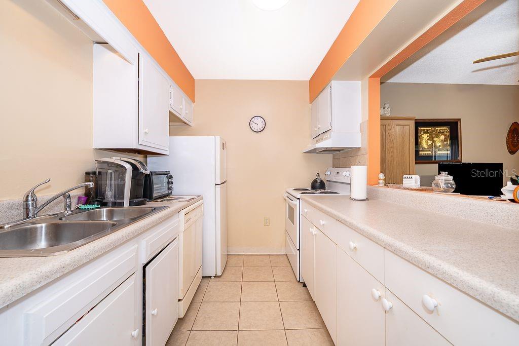 Image 10 of 18 For 525 Conway Road S 168