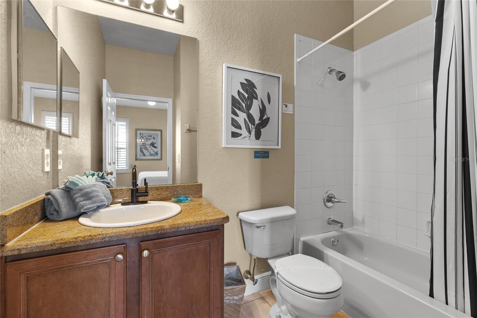 Image 19 of 29 For 3254 Calabria Avenue 3254