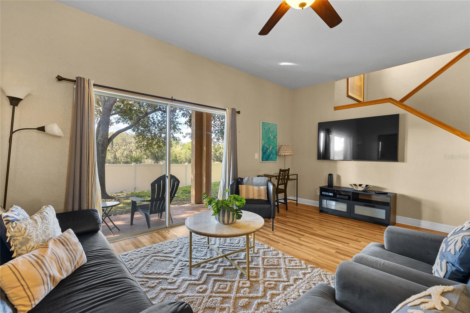 Image 20 of 29 For 3254 Calabria Avenue 3254