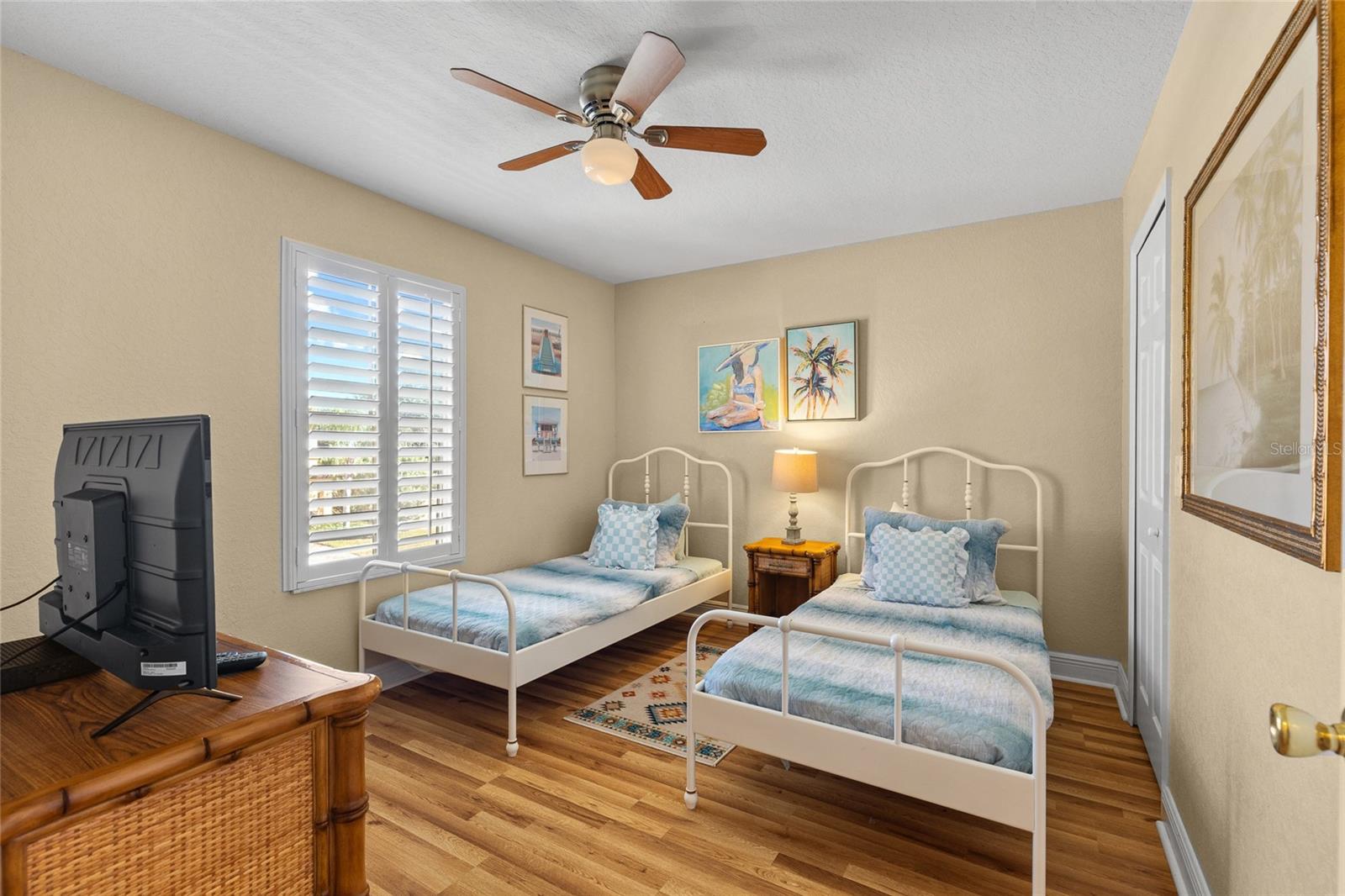 Image 24 of 29 For 3254 Calabria Avenue 3254