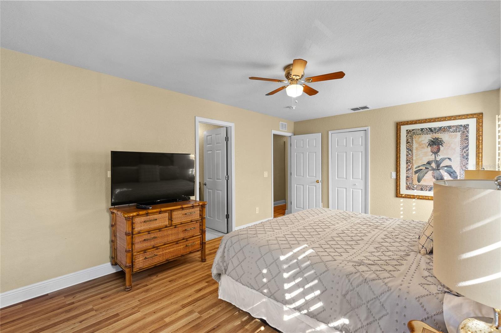 Image 7 of 29 For 3254 Calabria Avenue 3254