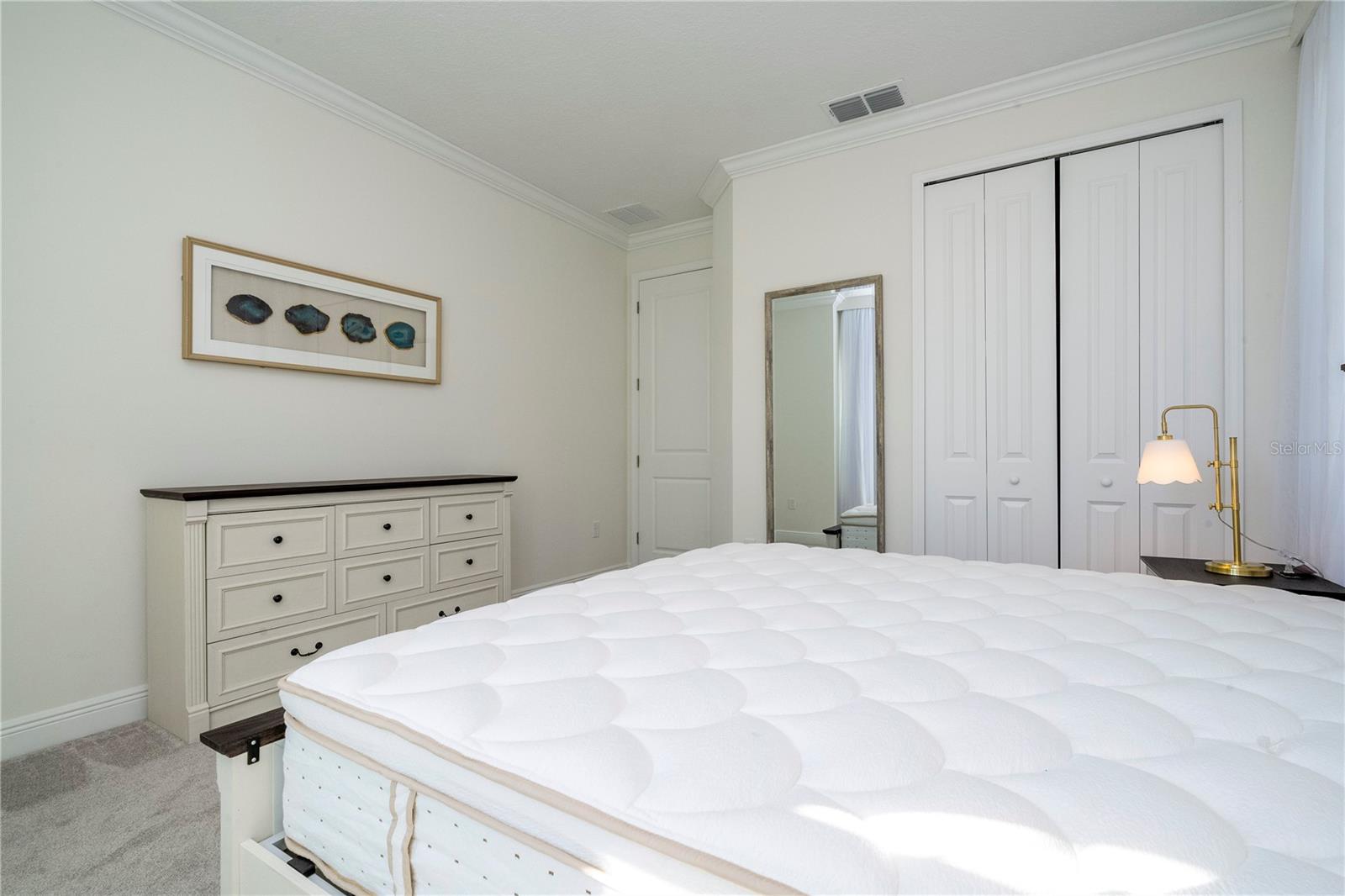 Listing photo id 11 for 4495 Lions Gate Avenue