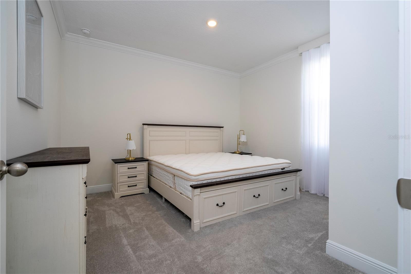 Listing photo id 12 for 4495 Lions Gate Avenue