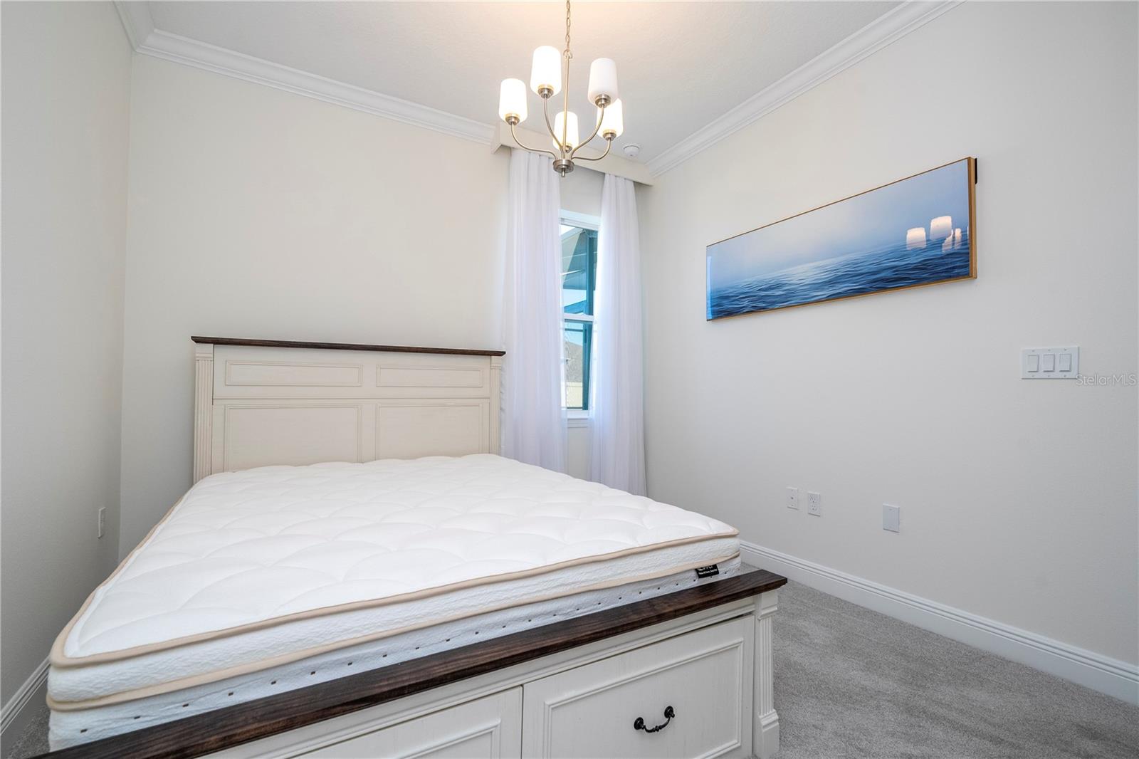 Listing photo id 43 for 4495 Lions Gate Avenue