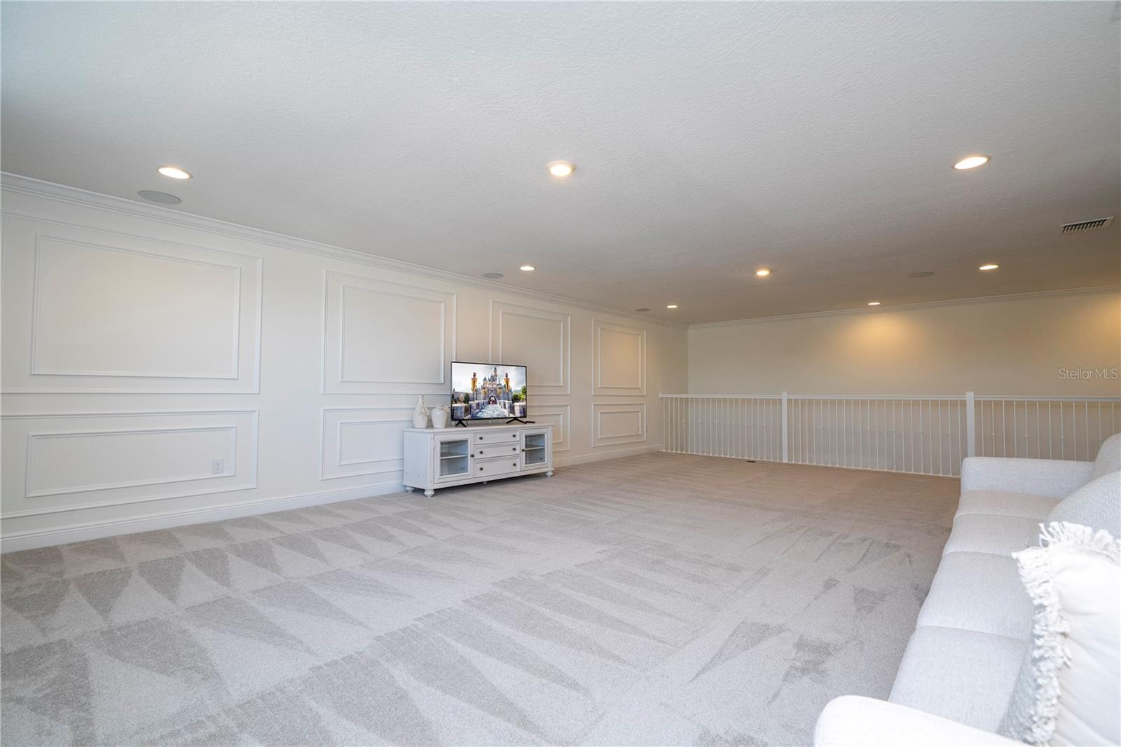 Listing photo id 59 for 4495 Lions Gate Avenue