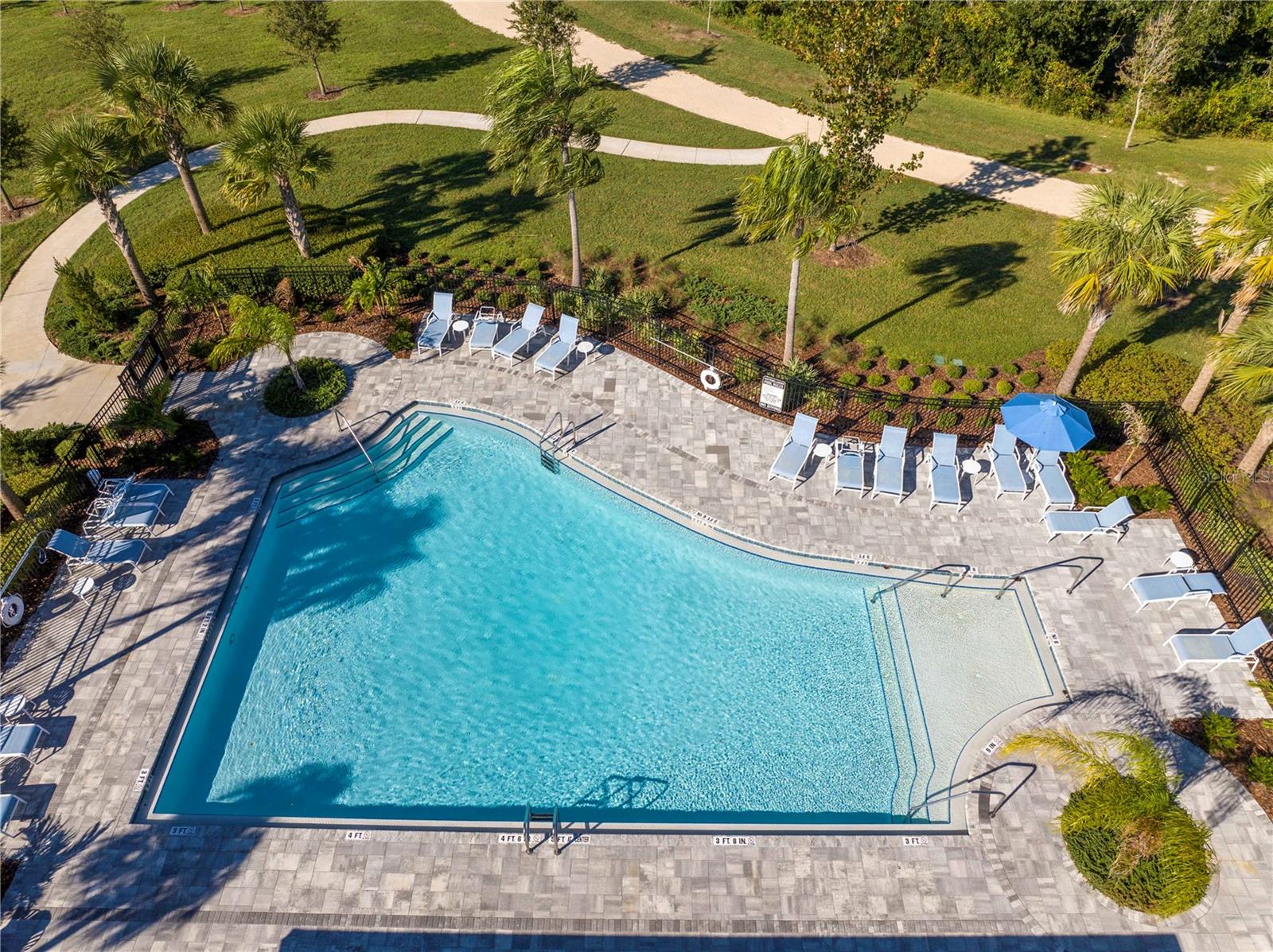 Listing photo id 91 for 4495 Lions Gate Avenue