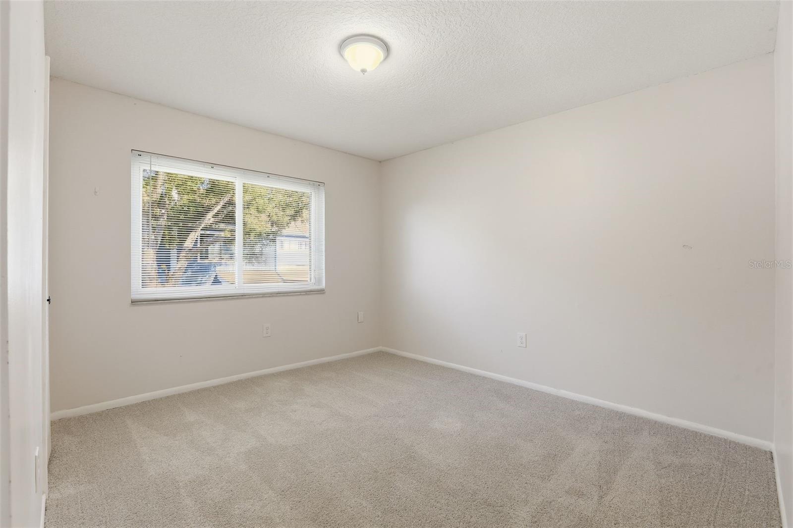 Image 25 of 44 For 161 Lago Vista Boulevard