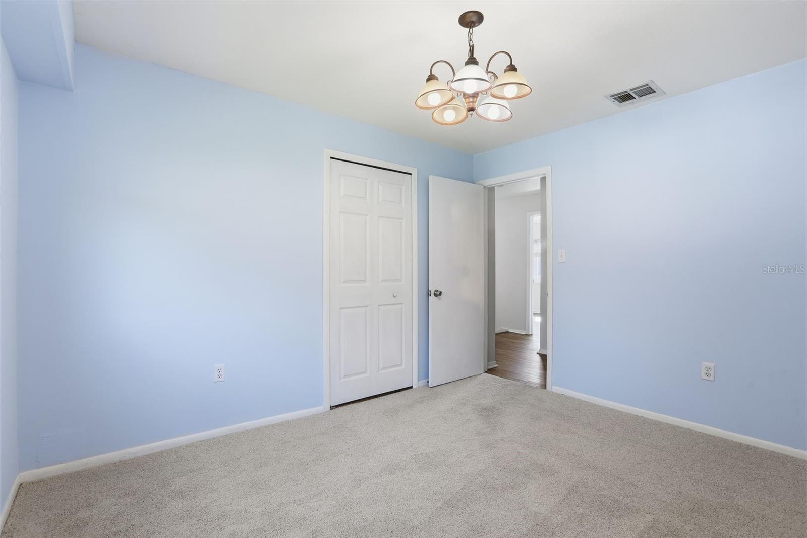 Image 27 of 44 For 161 Lago Vista Boulevard