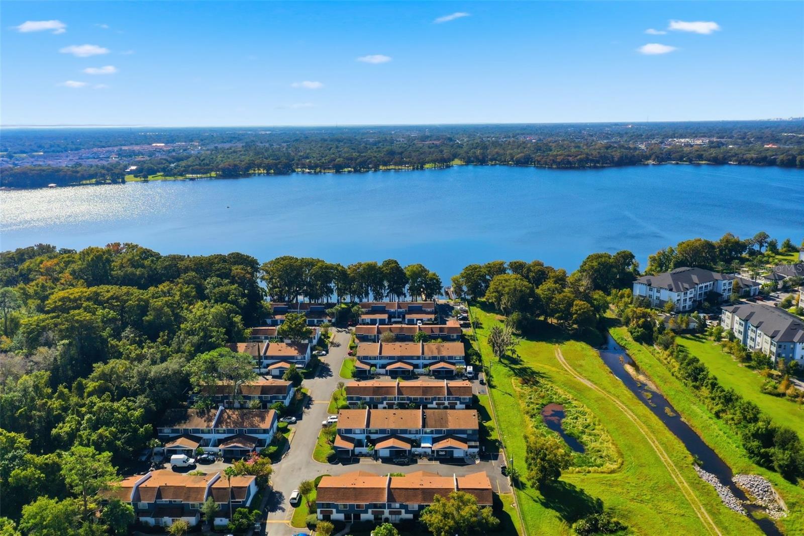 Image 39 of 44 For 161 Lago Vista Boulevard