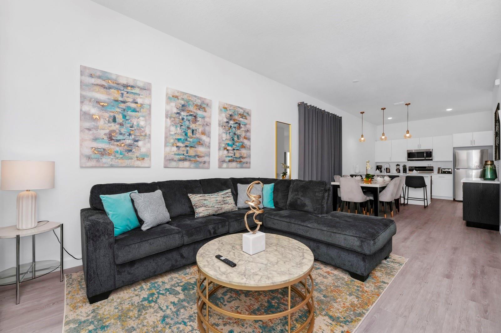 Image 6 of 44 For 347 Famagusta Drive