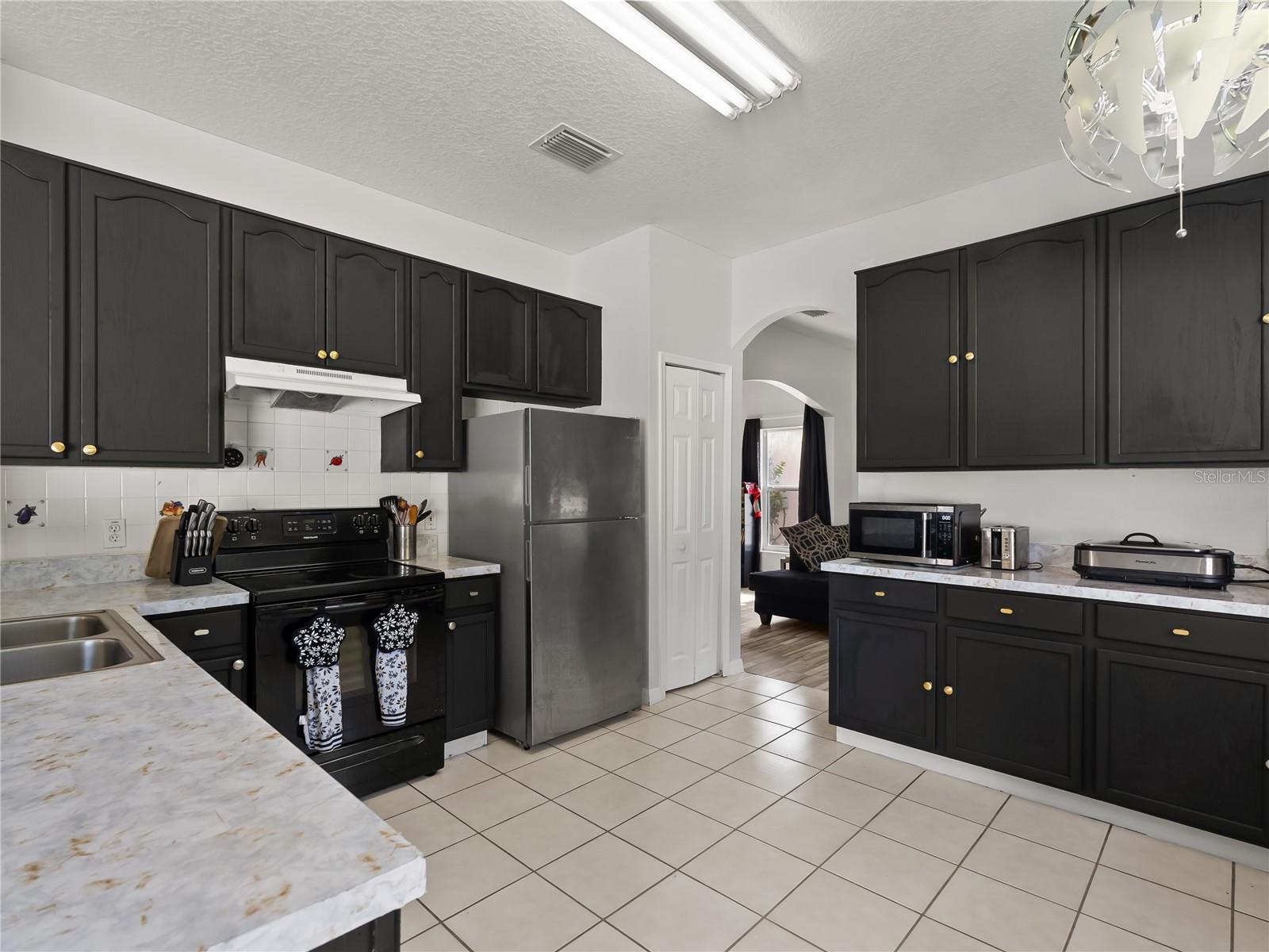 Image 8 of 40 For 4316 Biel Court