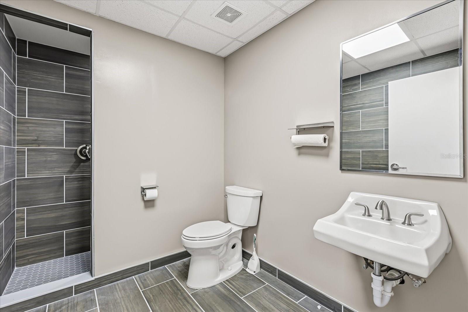 Image 15 of 24 For 2789 S Financial Ct  1c