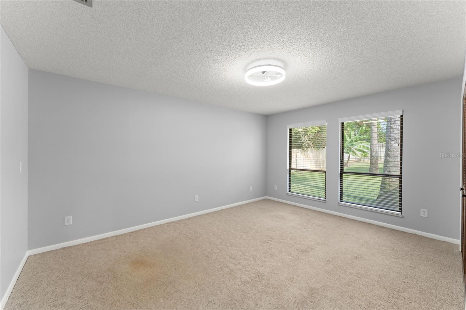 Image 23 of 51 For 4615 Saxon Drive