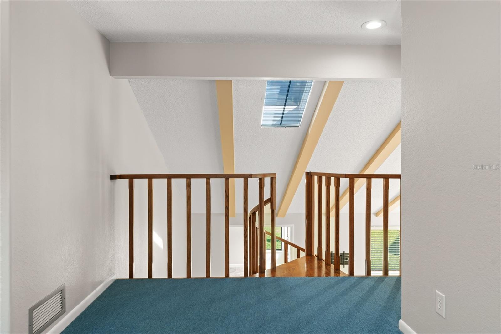 Image 29 of 51 For 4615 Saxon Drive