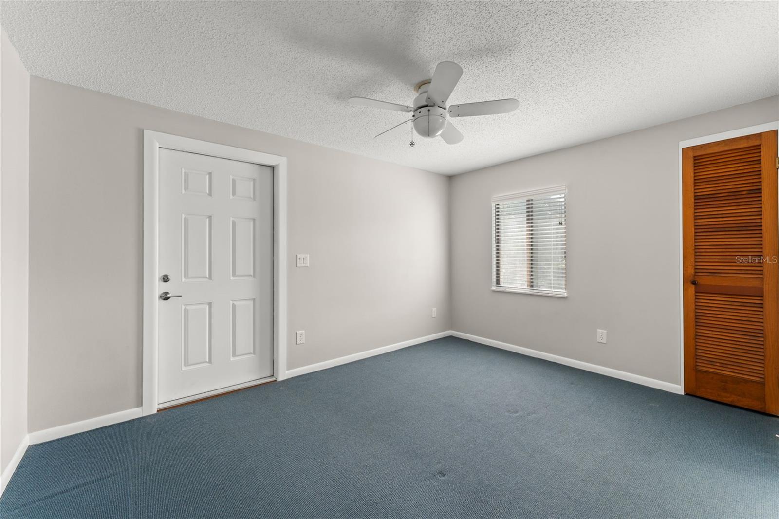 Image 30 of 51 For 4615 Saxon Drive