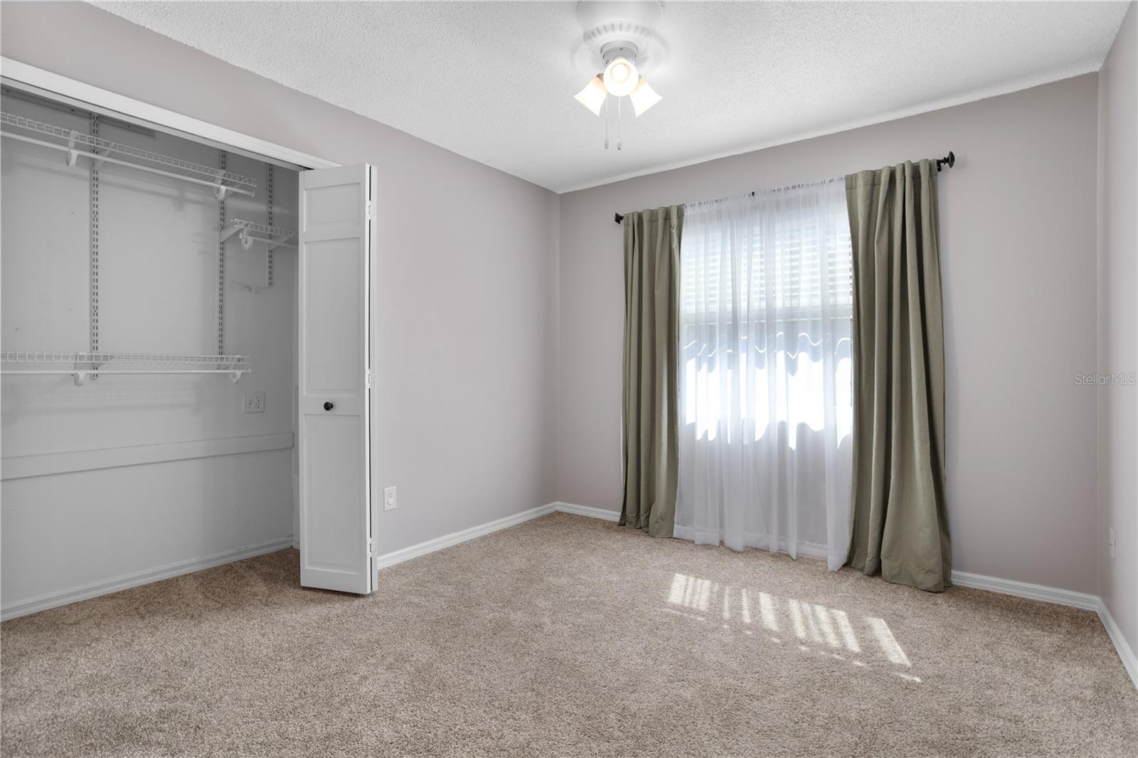 Image 24 of 39 For 4087 Belle Meade Court