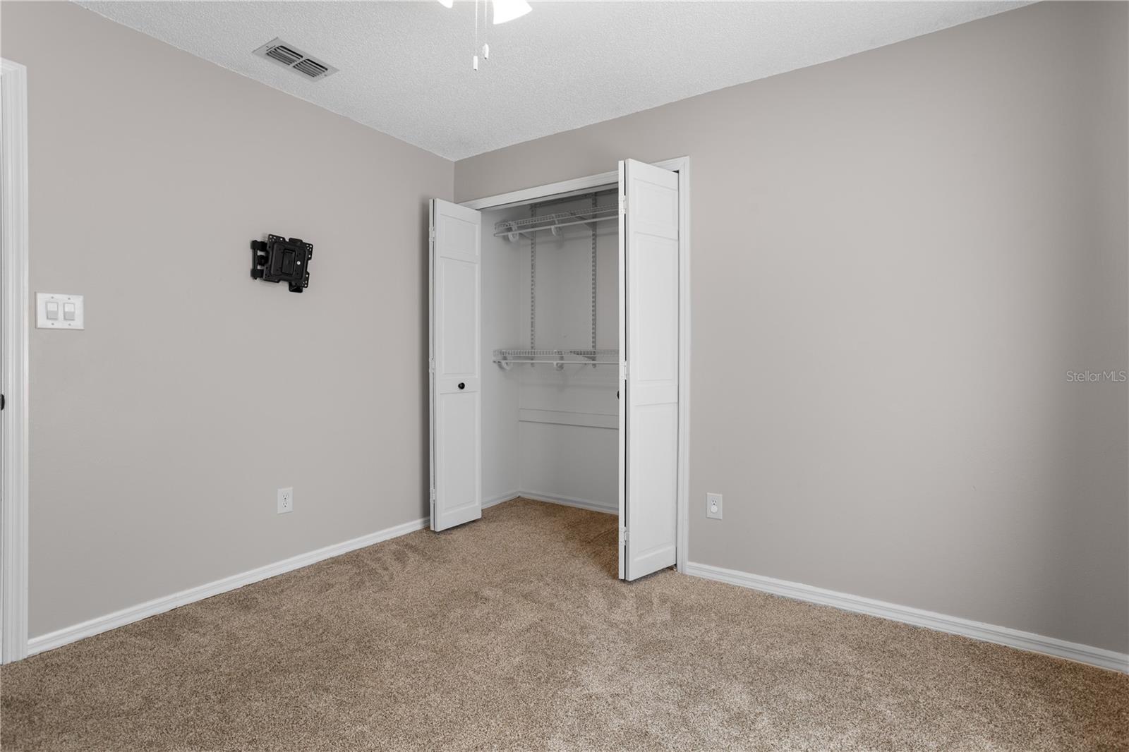 Image 25 of 39 For 4087 Belle Meade Court