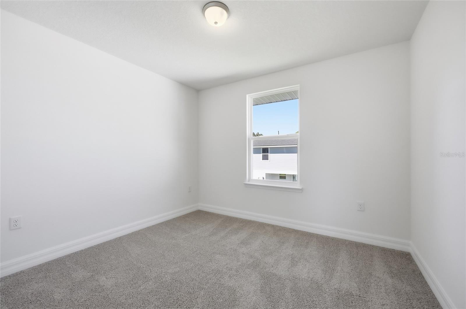 Image 17 of 33 For 222 Carpenters Way 70