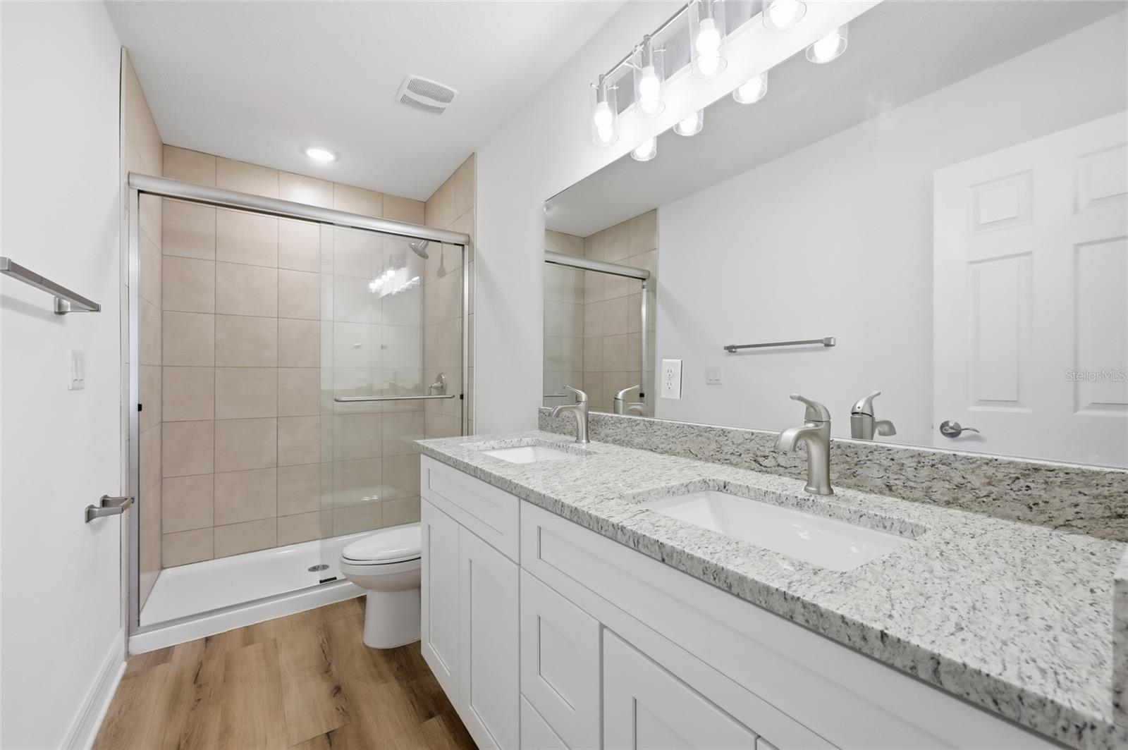 Image 27 of 33 For 222 Carpenters Way 70