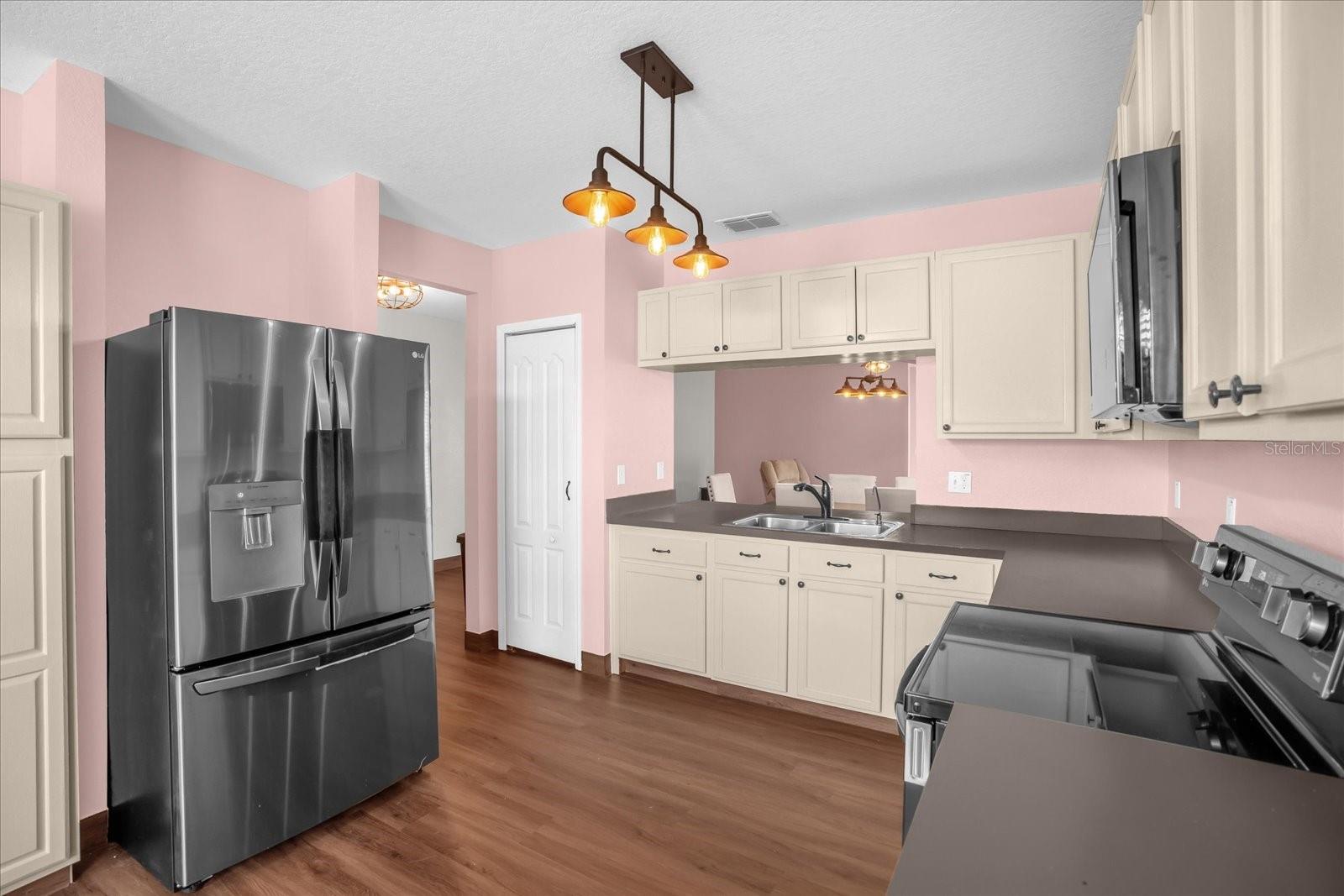 Image 9 of 16 For 3643 Julius Estates Boulevard