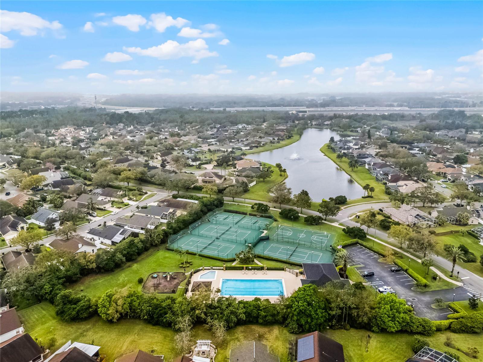 Image 16 of 48 For 427 Dunoon Street