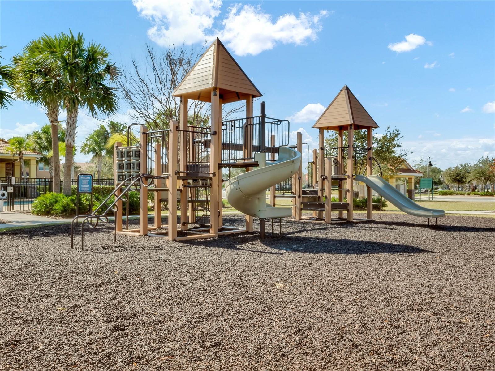 Image 17 of 48 For 427 Dunoon Street