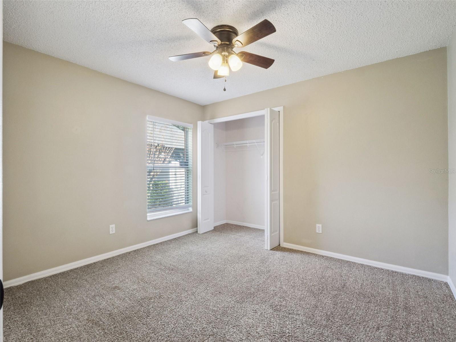 Image 27 of 48 For 427 Dunoon Street