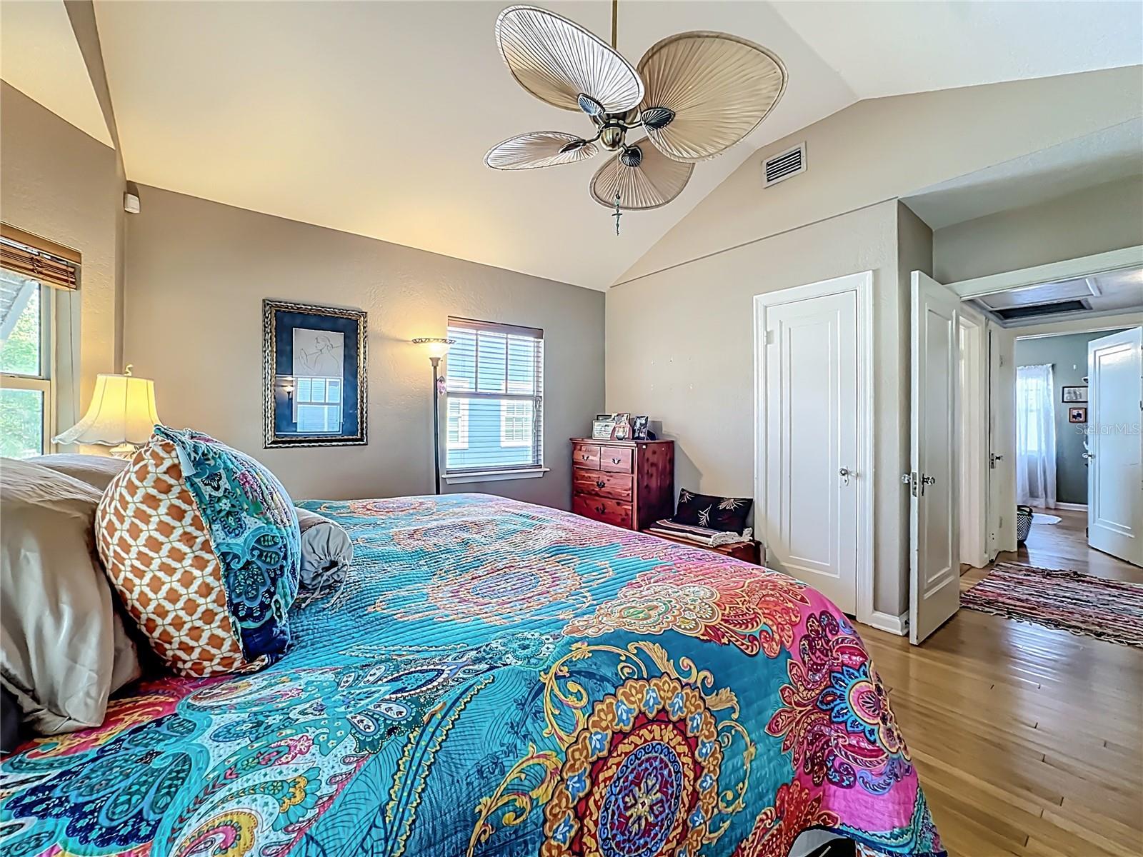 Image 29 of 51 For 1611 Delaney Avenue