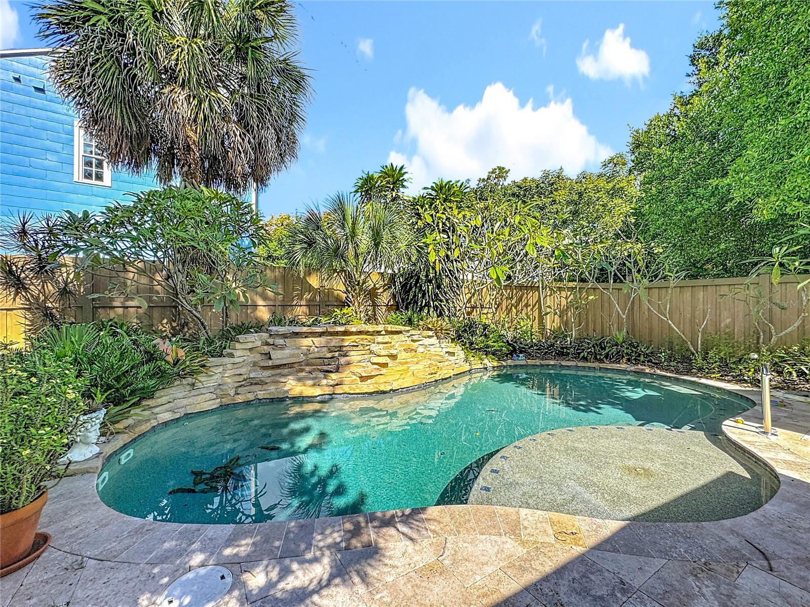 Image 37 of 51 For 1611 Delaney Avenue