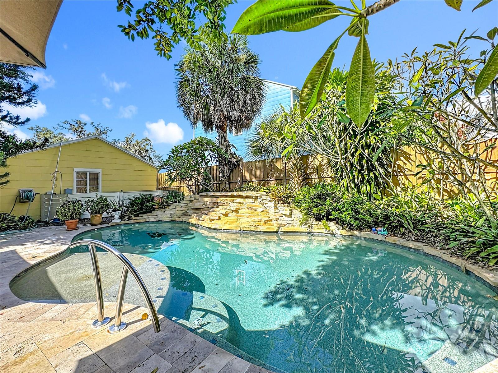 Image 39 of 51 For 1611 Delaney Avenue