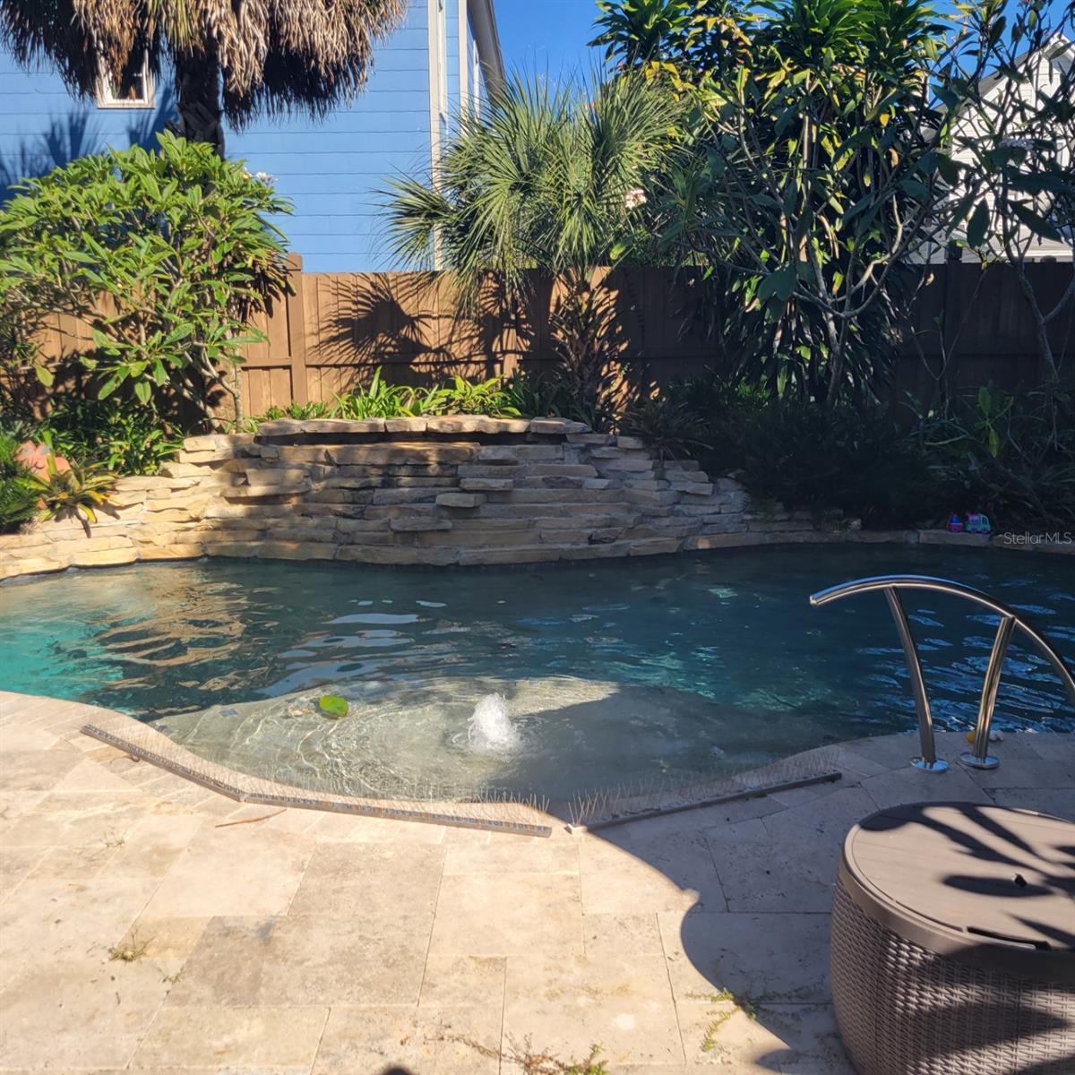 Listing photo id 6 for 1611 Delaney Avenue