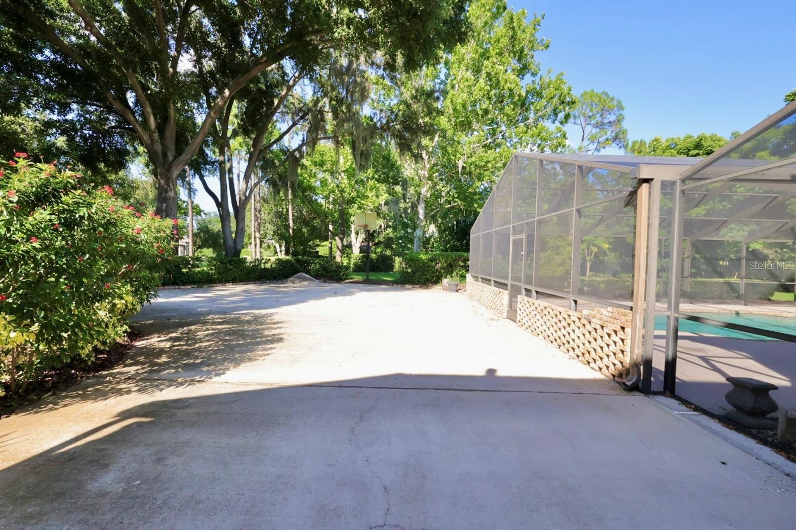 Image 10 of 60 For 2943 Marquesas Court