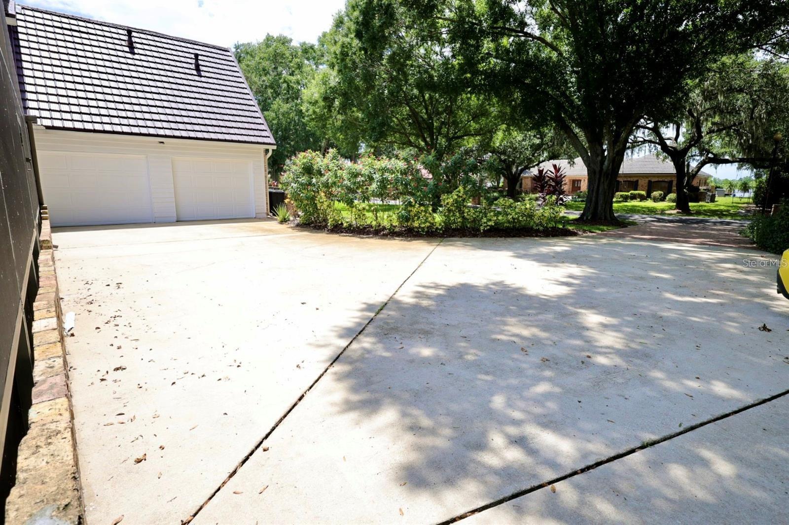 Image 8 of 60 For 2943 Marquesas Court