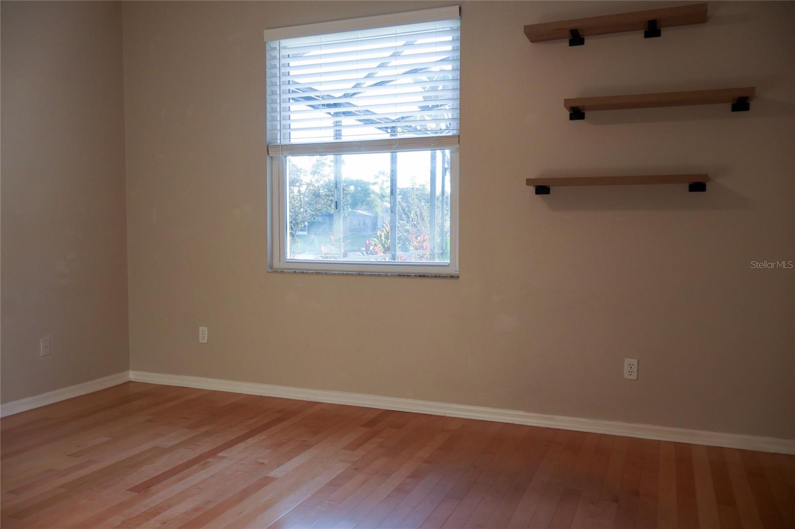 Image 44 of 78 For 338 Isle Of Sky Circle