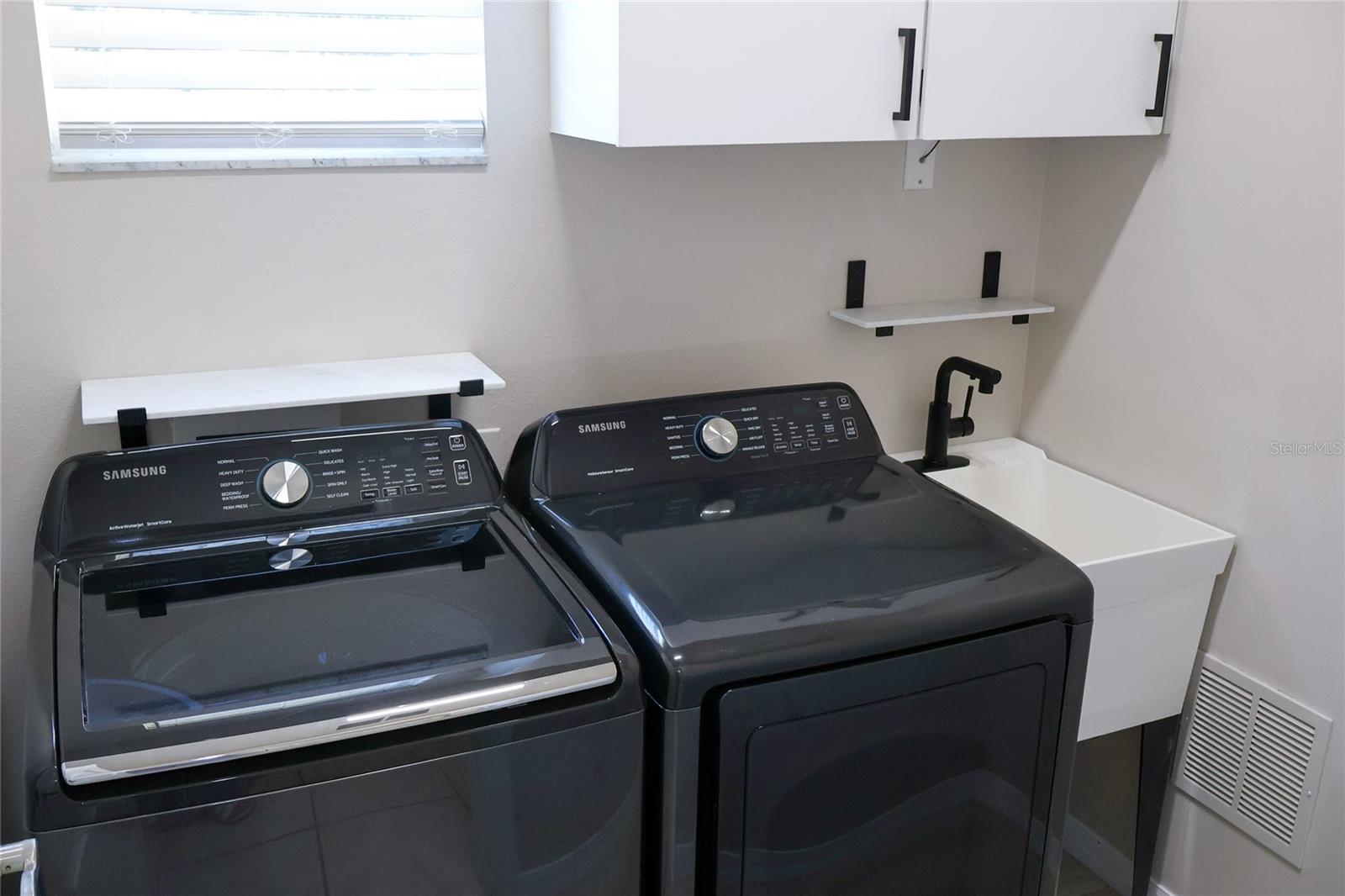 Image 45 of 78 For 338 Isle Of Sky Circle