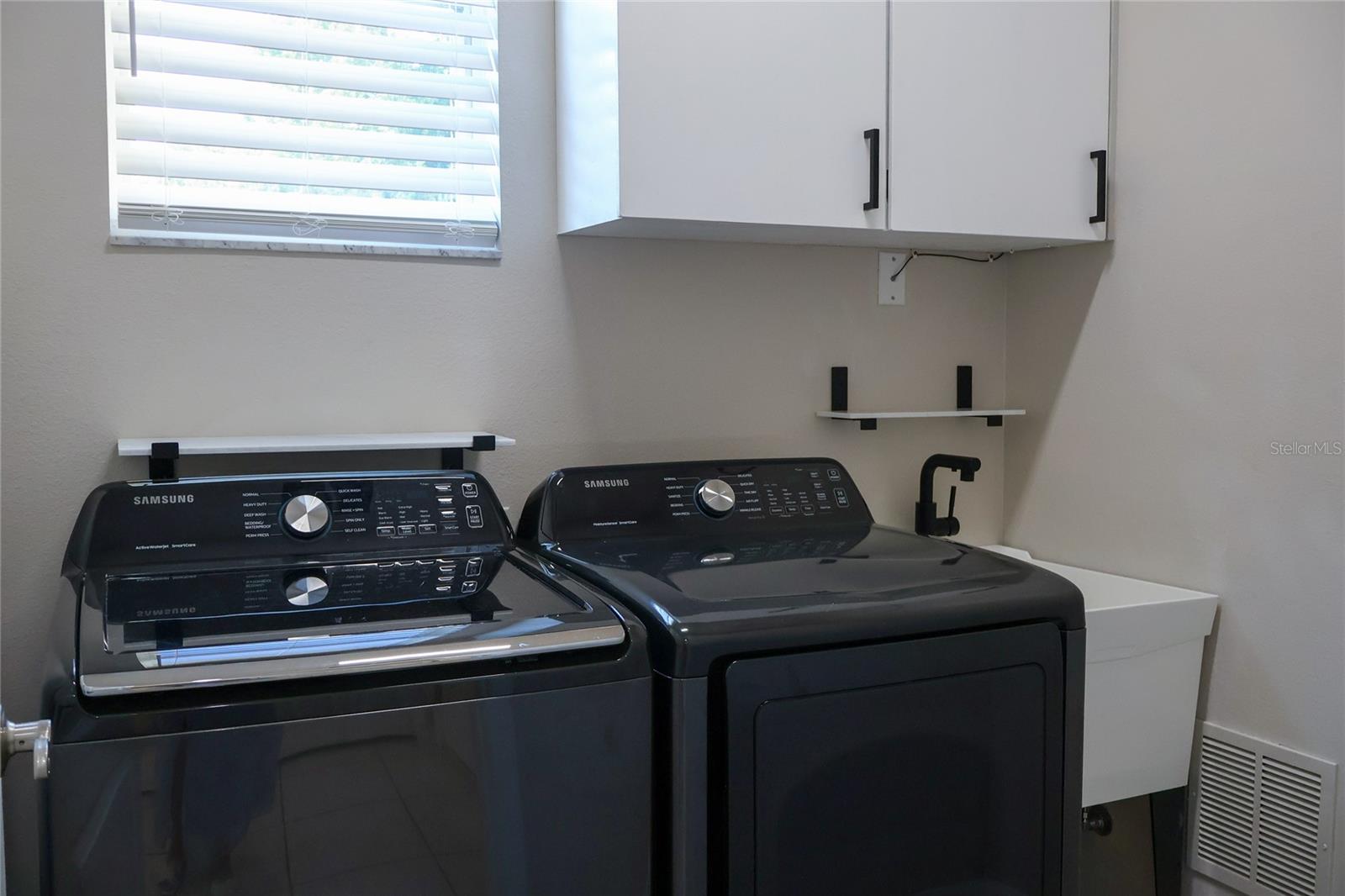 Image 46 of 78 For 338 Isle Of Sky Circle