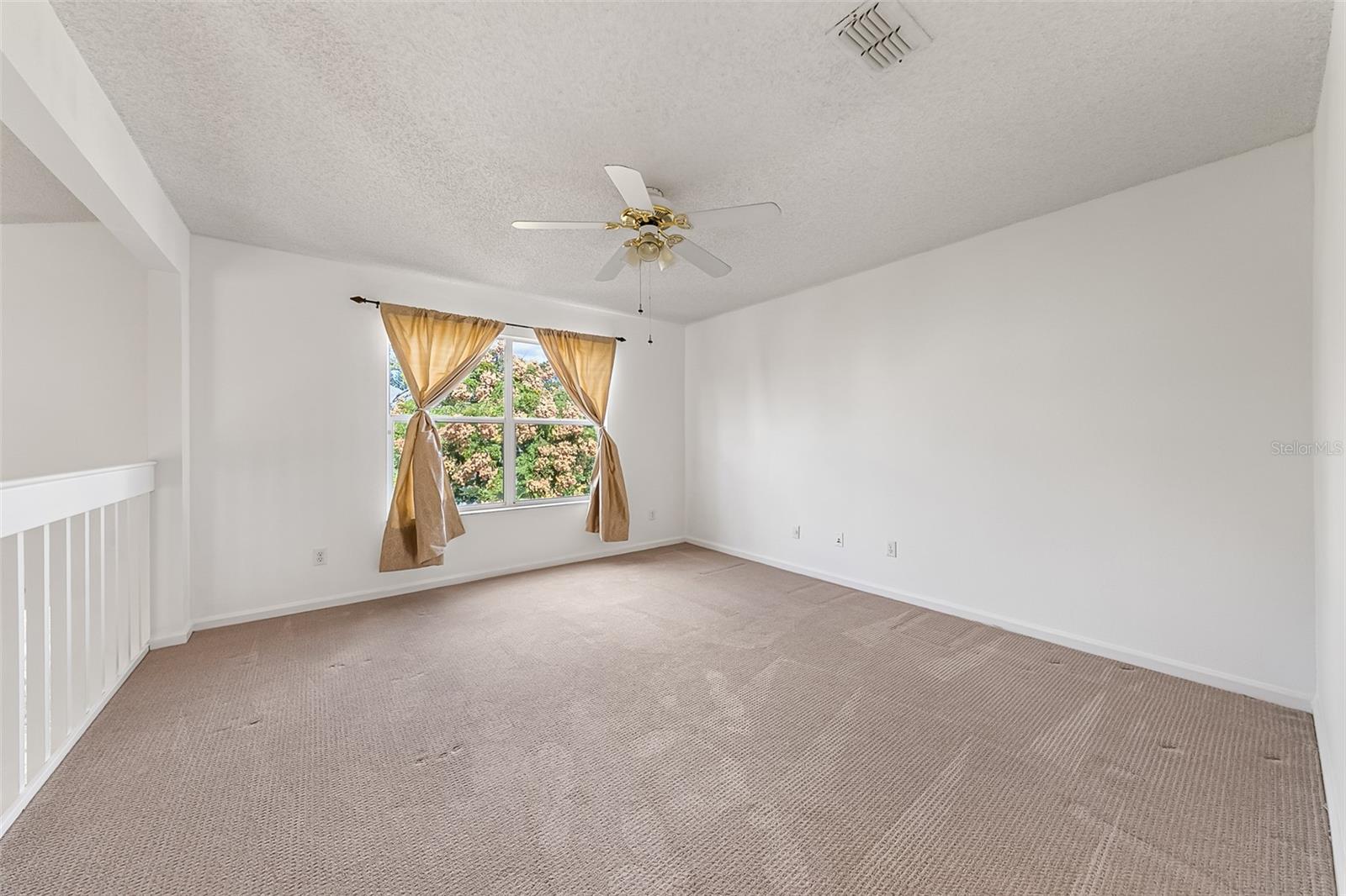 Image 19 of 40 For 817 Garden Glen