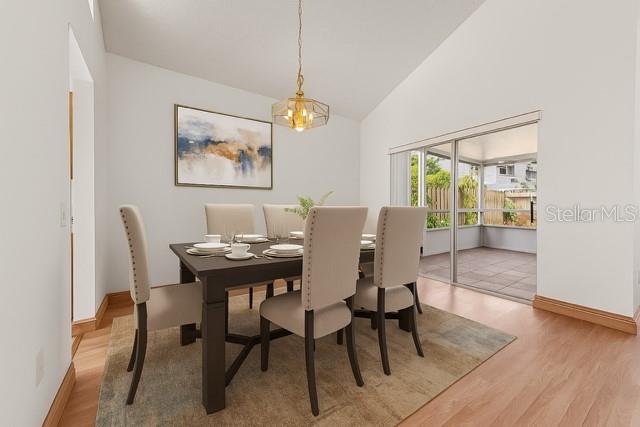 Image 9 of 40 For 817 Garden Glen