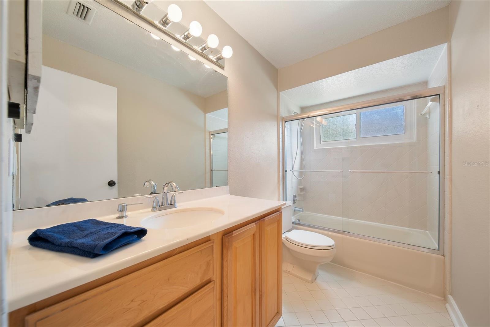 Image 23 of 51 For 2421 Jennifer Hope Boulevard